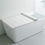 70x110cm White Folding Bath Storage Rack Waterproof Bathtub Cover Panel - Image 2